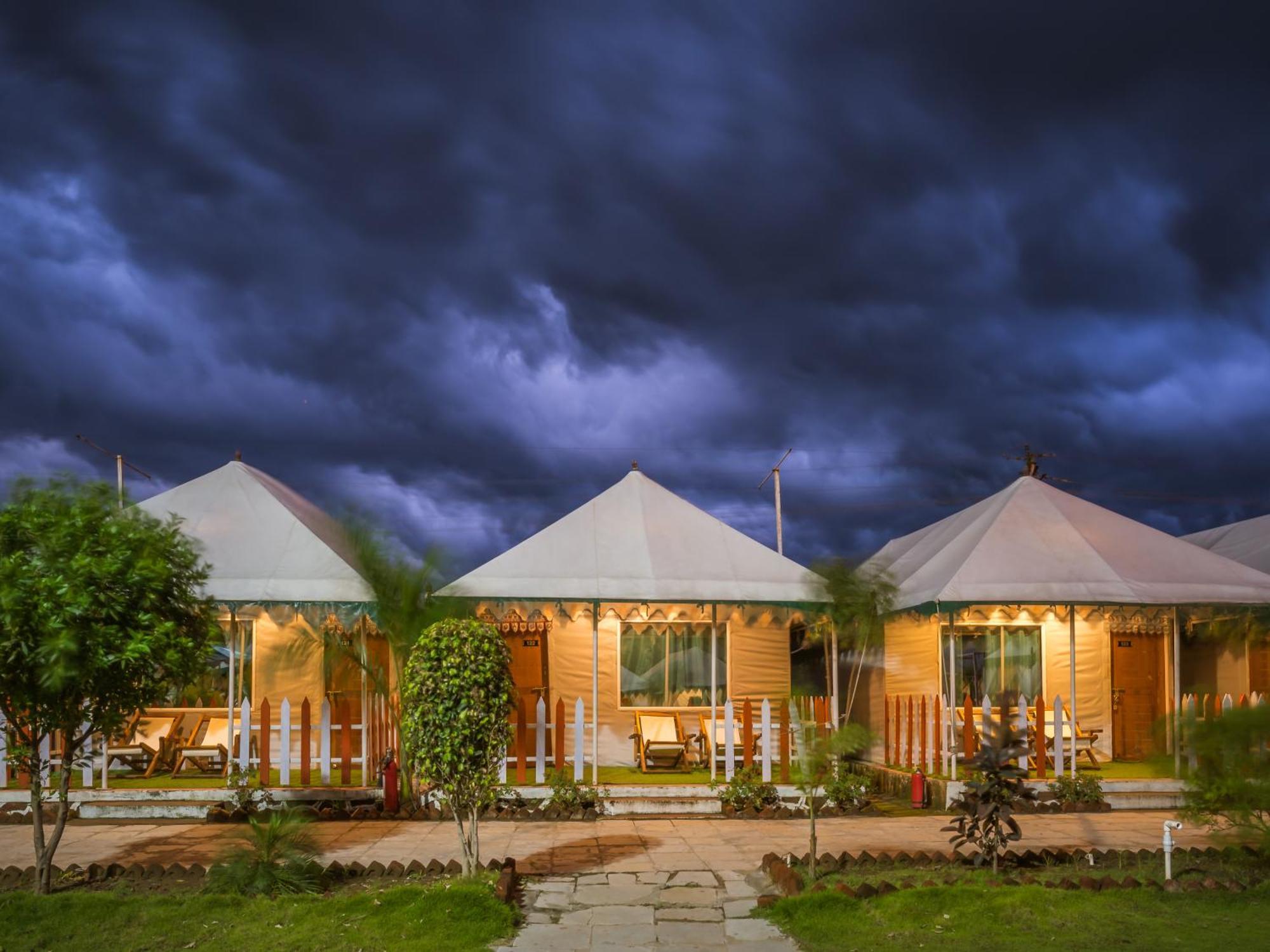 The Royal Heritage Tent Resort- Statue Of Unity Kevadia Exterior photo