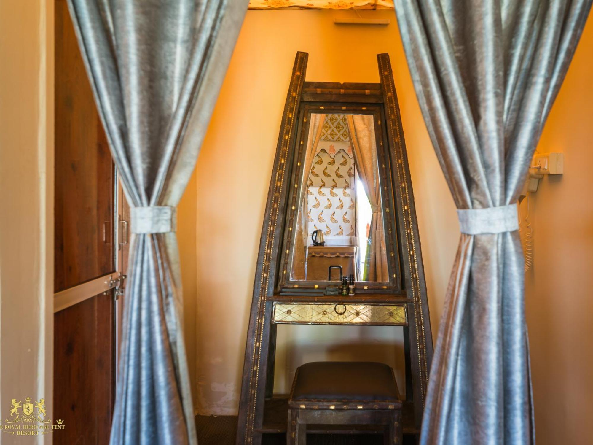 The Royal Heritage Tent Resort- Statue Of Unity Kevadia Room photo