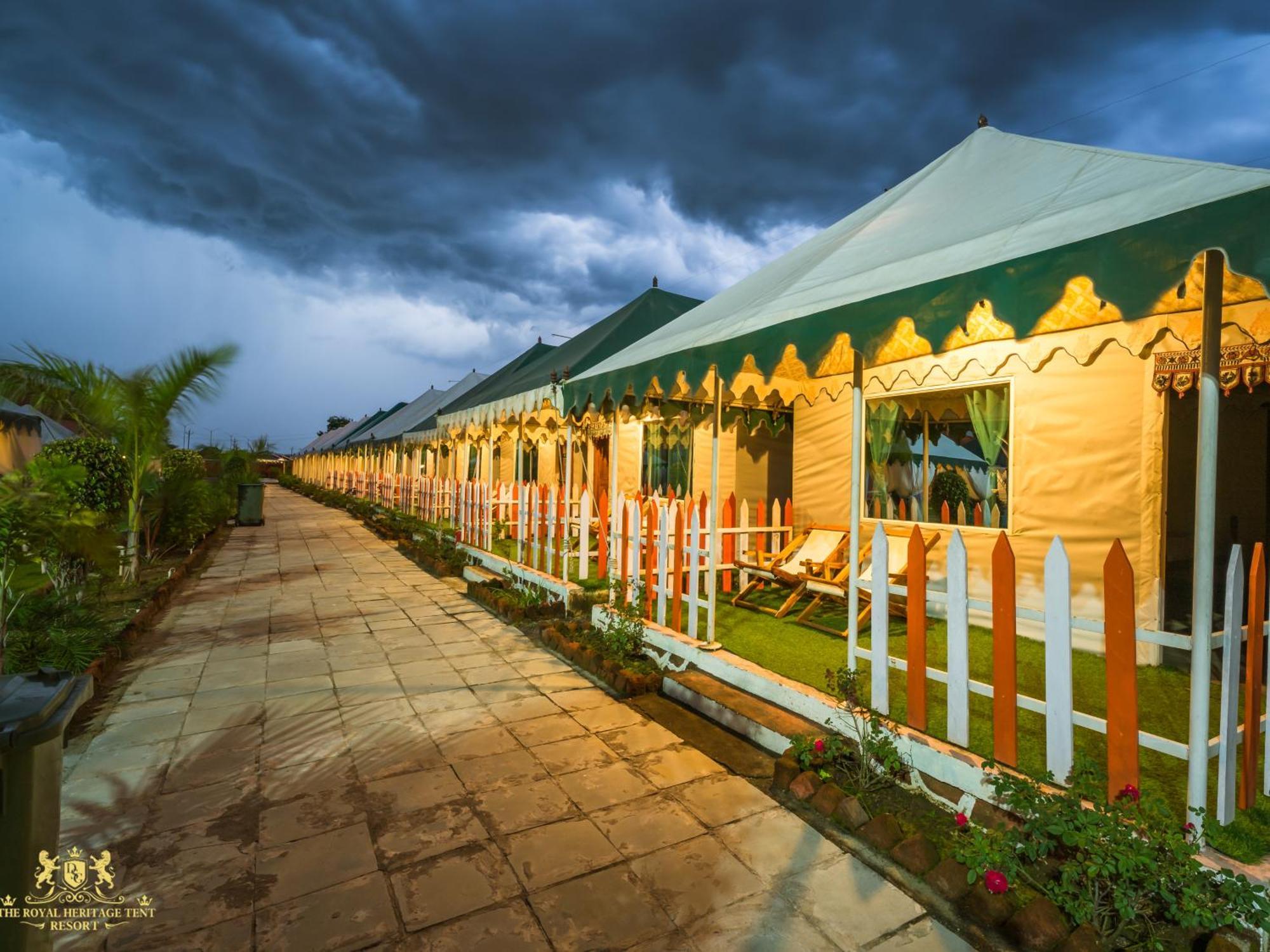 The Royal Heritage Tent Resort- Statue Of Unity Kevadia Exterior photo